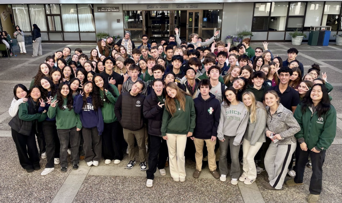 January Kairos alumni photo with all the seniors who previously attended Kairos.
